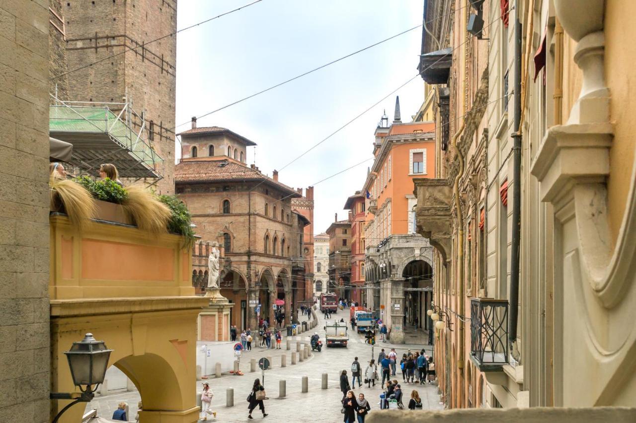 Sphera Bologna, Design Suite Under The Two Towers Exterior foto